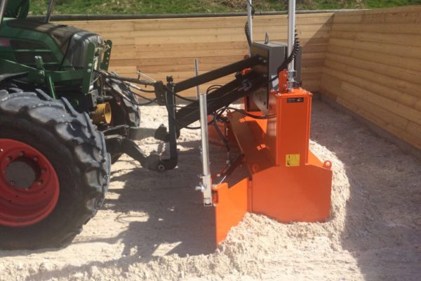 Reitplatzbau mit Traktor NEU