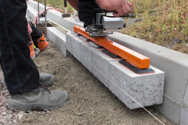 x4a_rinnsteine_setzen