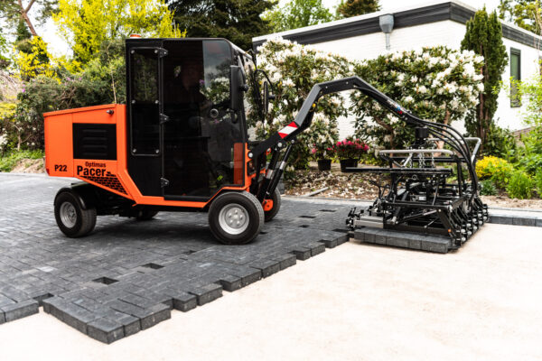 f40346b0-5dff-4769-a549-7c5385b8d627