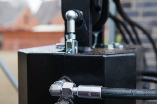 7 - Greifer_1_Schalter_2