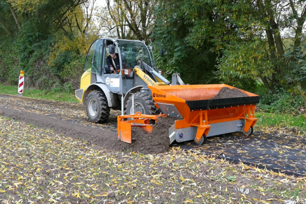 MVS 1,4 m³ Stadt Minden - Bankettbau